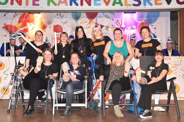 karneval-2025-105B46EB58C-31F7-79EC-7F5D-8E874E8222A2.jpg