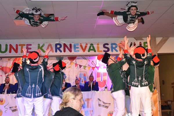 karneval-2025-132239F65BD-9F93-2BE6-EA1A-6F566D1DD2F6.jpg