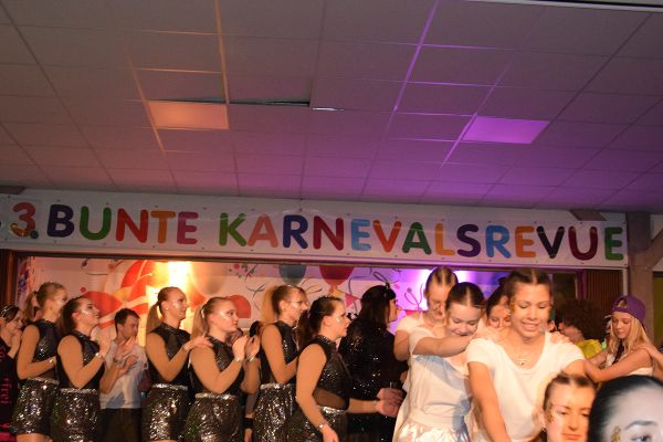 karneval-2025-237F742F036-EA63-86D2-8B14-E58E198BB662.jpg