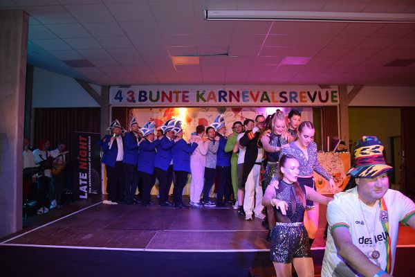 karneval-2025-246EB3DF028-191F-BD2D-2271-CDD1CB00AAC7.jpg