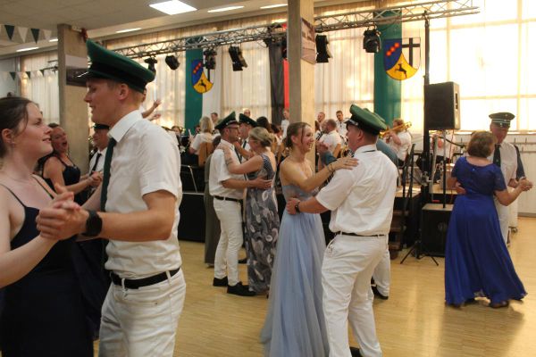 samstag-2026-170F5396937-533B-2C33-48D1-B4C9DA7013B8.jpg