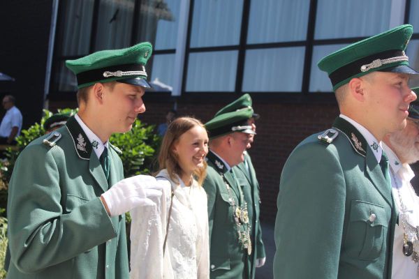 sonntag-2026-22BF3CF8CC-6EA6-4D16-4BEE-3A0C7DA084A0.jpg